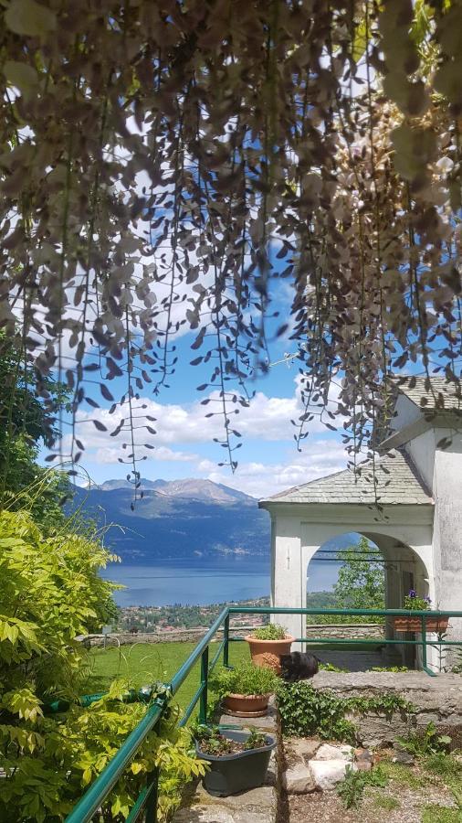 B&B Il Gatto Nero Castelveccana Eksteriør billede