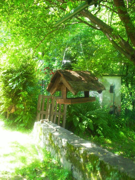 B&B Il Gatto Nero Castelveccana Eksteriør billede